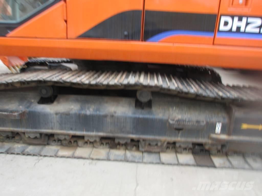 Doosan DH 220 LC-7 Pásové rýpadlá
