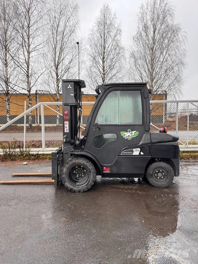 Mitsubishi FD 35 N3 Dieselové vozíky