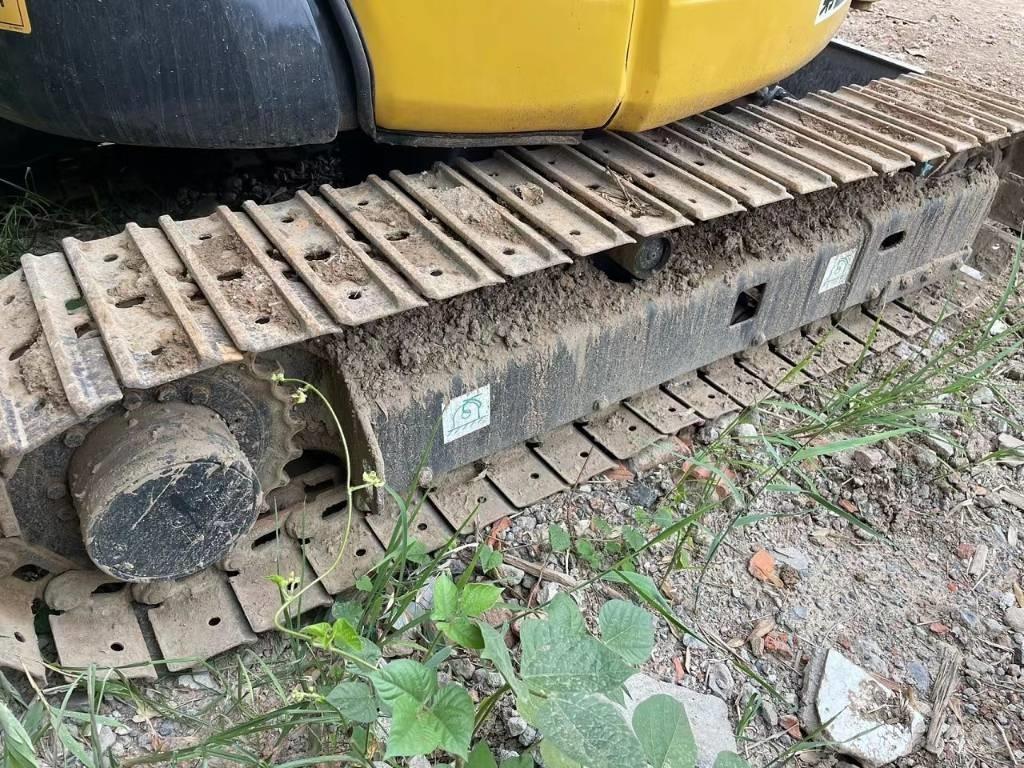 Komatsu PC35 Mini rýpadlá < 7t