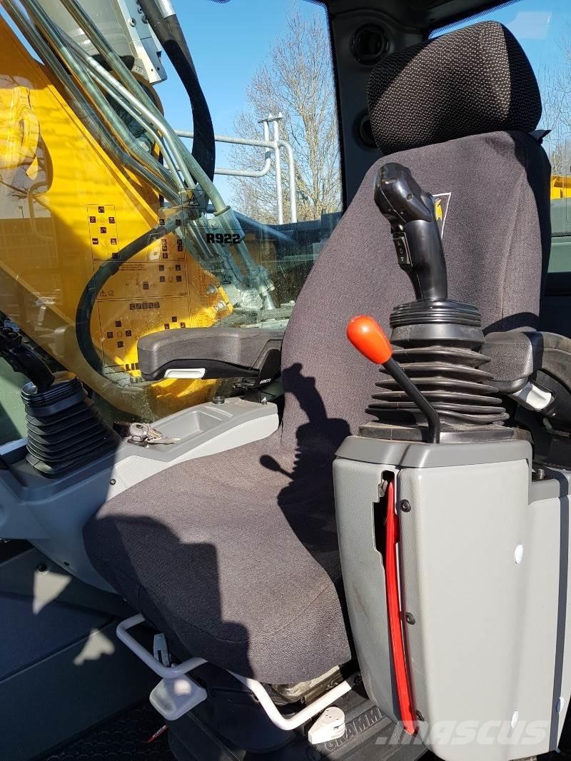 Liebherr R922 Pásové rýpadlá