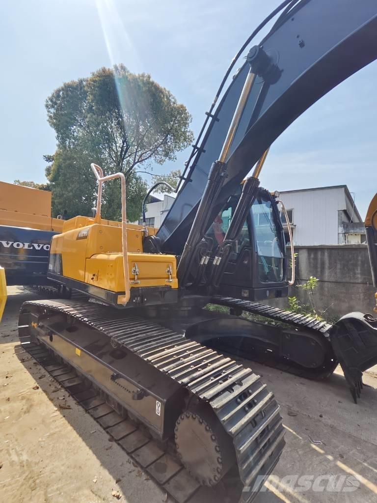 Volvo EC 250 D L Pásové rýpadlá