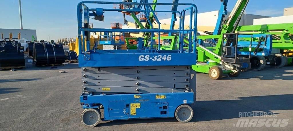 GENIE GS3246 Nožnicové zdvíhacie plošiny
