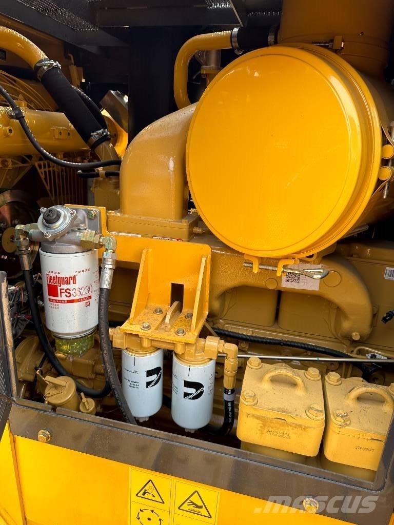 Shantui SD22 Pásové dozéry