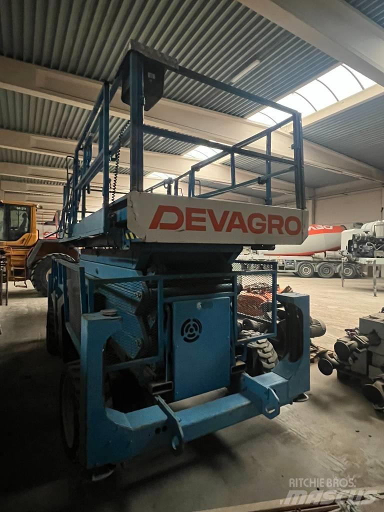 Genie GS 5390 Nožnicové zdvíhacie plošiny
