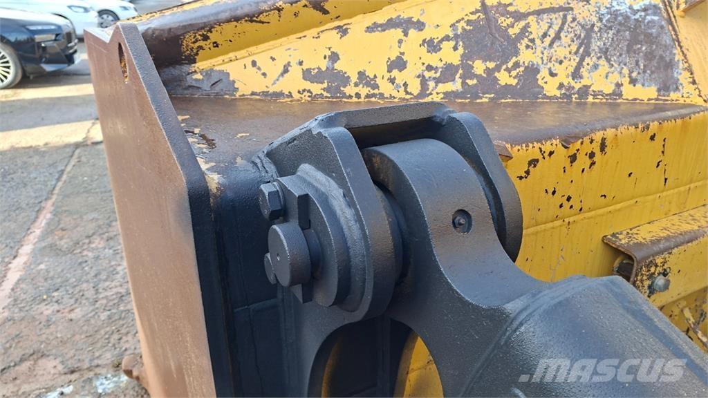 CAT D8T Stavebníctvo - ostatné