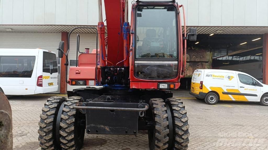 Fiat-Hitachi EX135W Kolesové rýpadlá