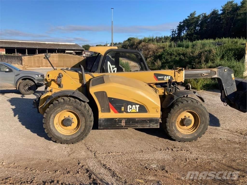CAT TH 4070 Teleskopické nakladače pre poľnohospodárstvo