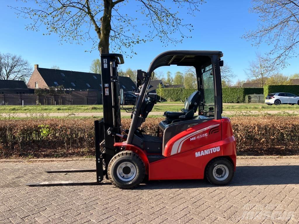 Manitou ME 425 Akumulátorové vozíky
