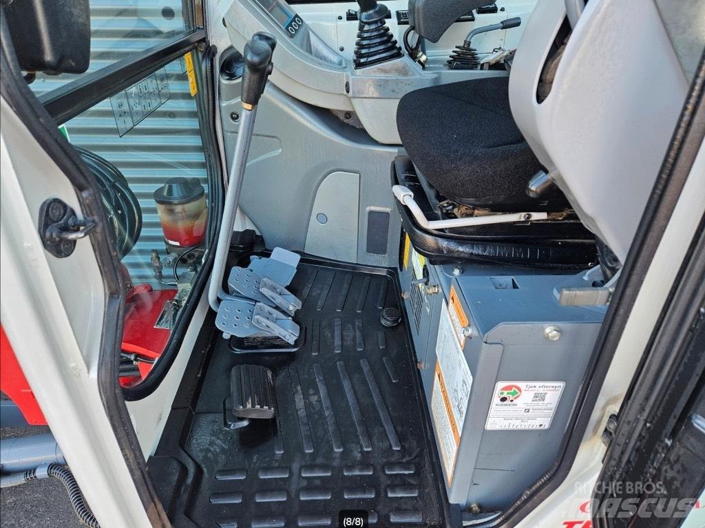 Takeuchi TB 225 Mini rýpadlá < 7t