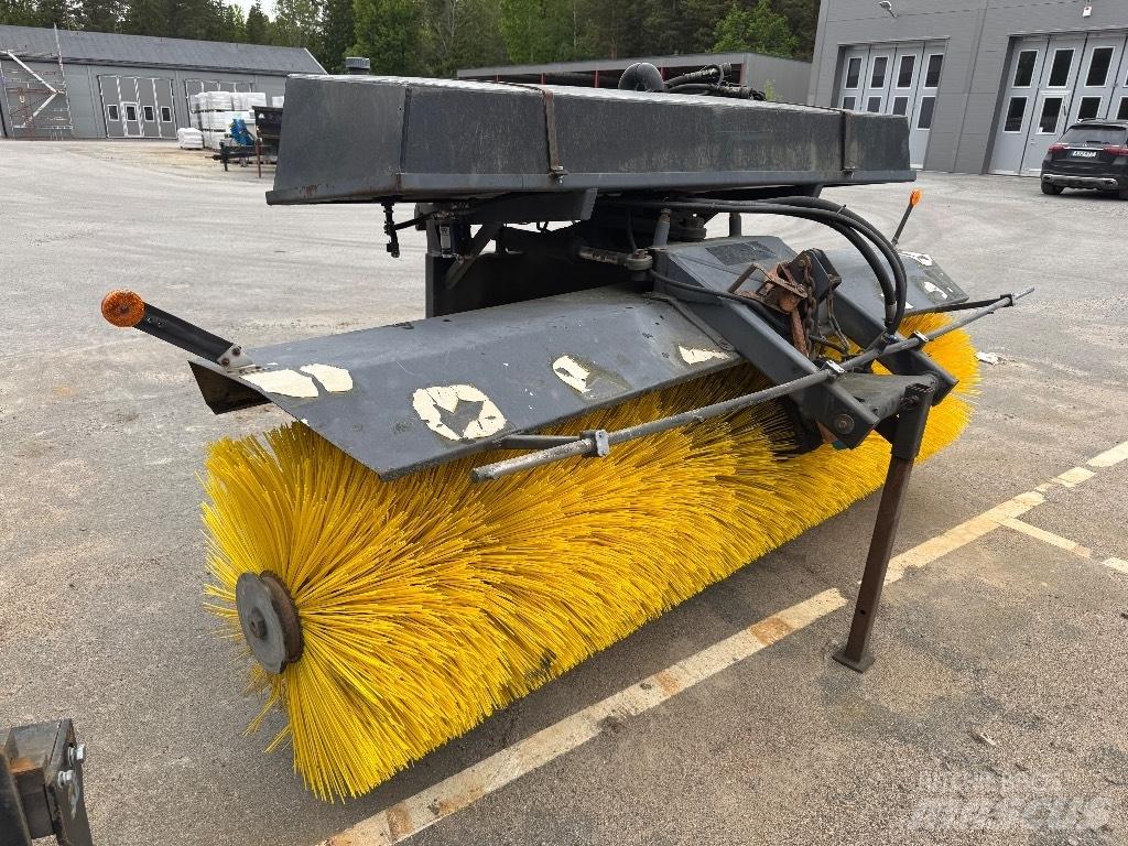  VilaKone HL  320/900 Zametacie kefy