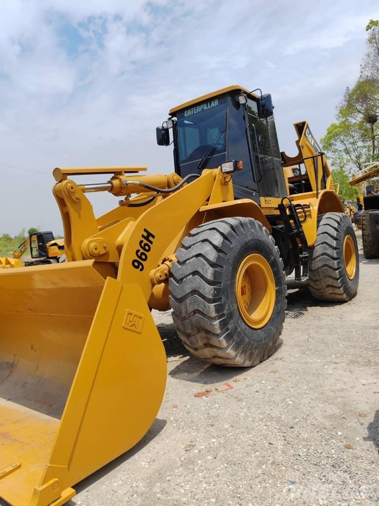 CAT 966 H Kolesové nakladače