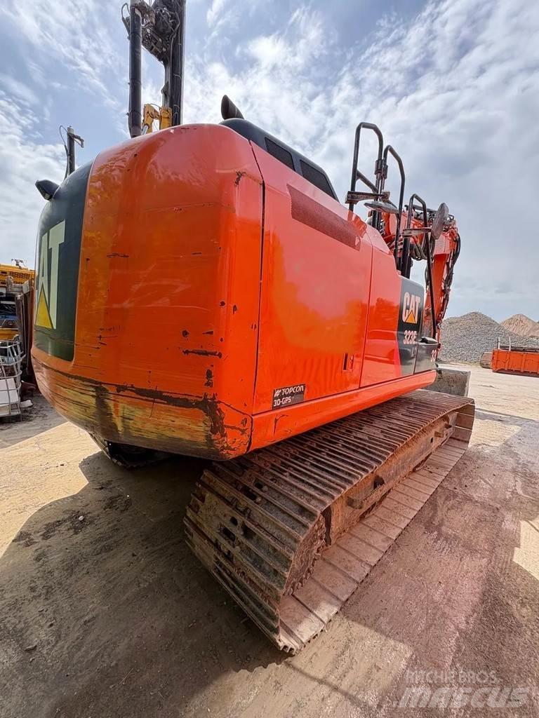 CAT 323E Pásové rýpadlá