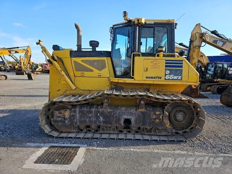 Komatsu D 65 WX-17 Pásové dozéry