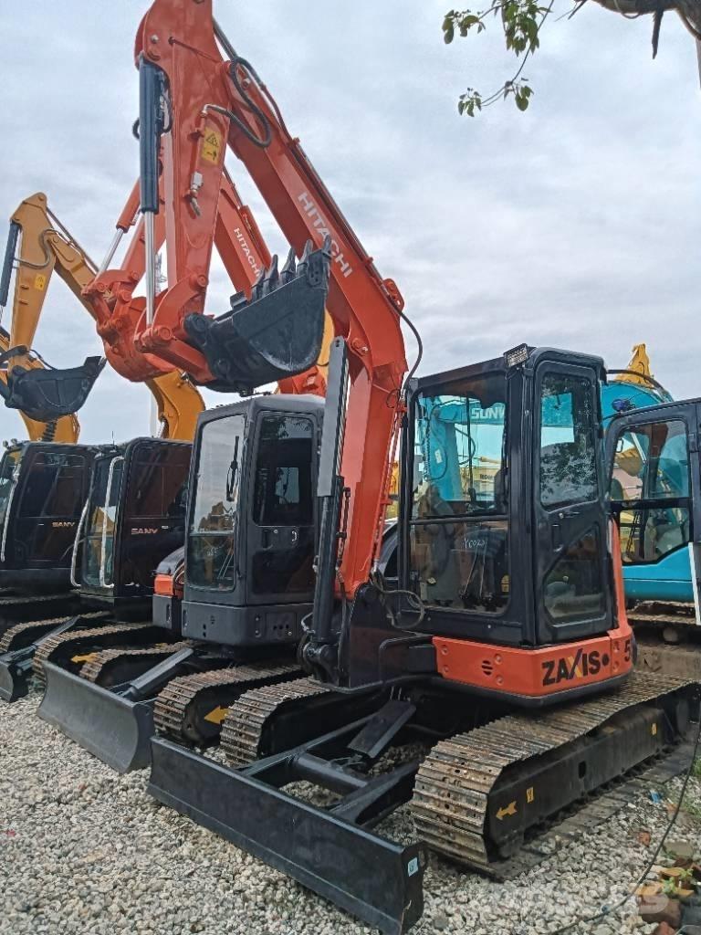 Hitachi ZX 55 Pásové rýpadlá