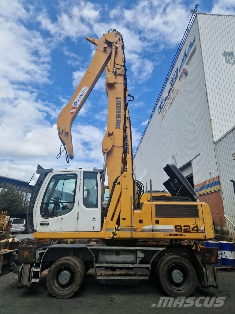 Liebherr A924C Stroje pre manipuláciu s odpadom
