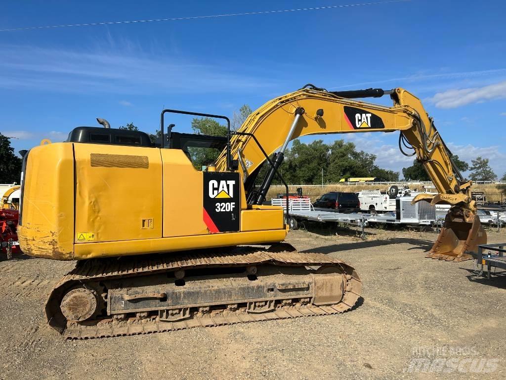 CAT 320 FL Pásové rýpadlá