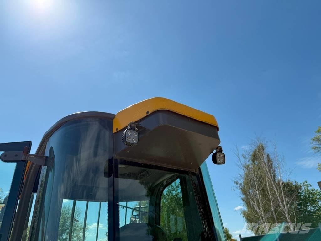 Mecalac 6 SMDX Stavebné sklápače
