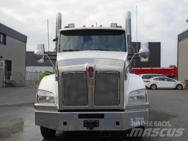 Kenworth T 880 Ťahače