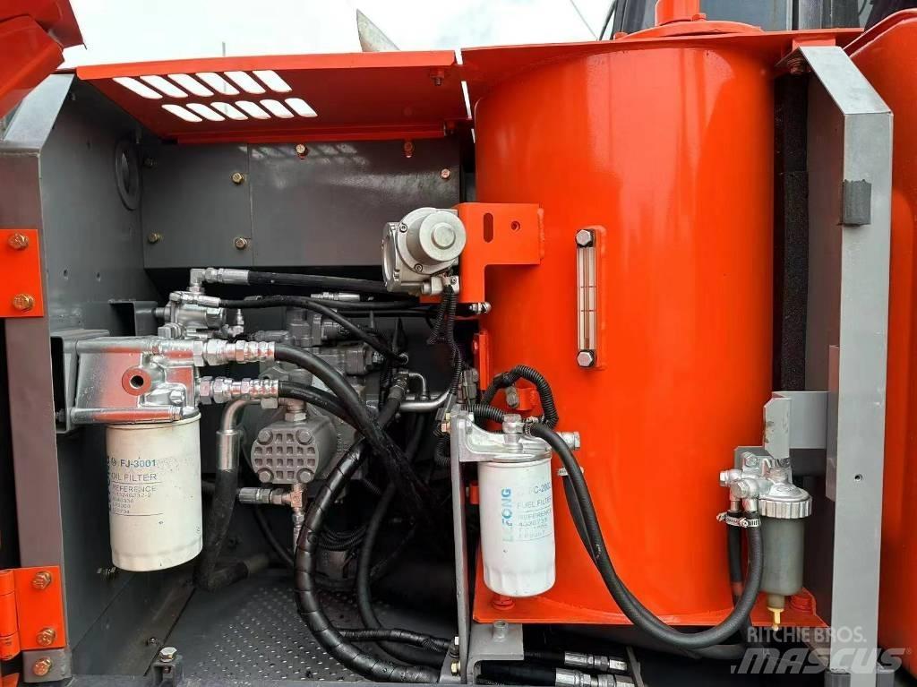 Hitachi ZX 120 Pásové rýpadlá