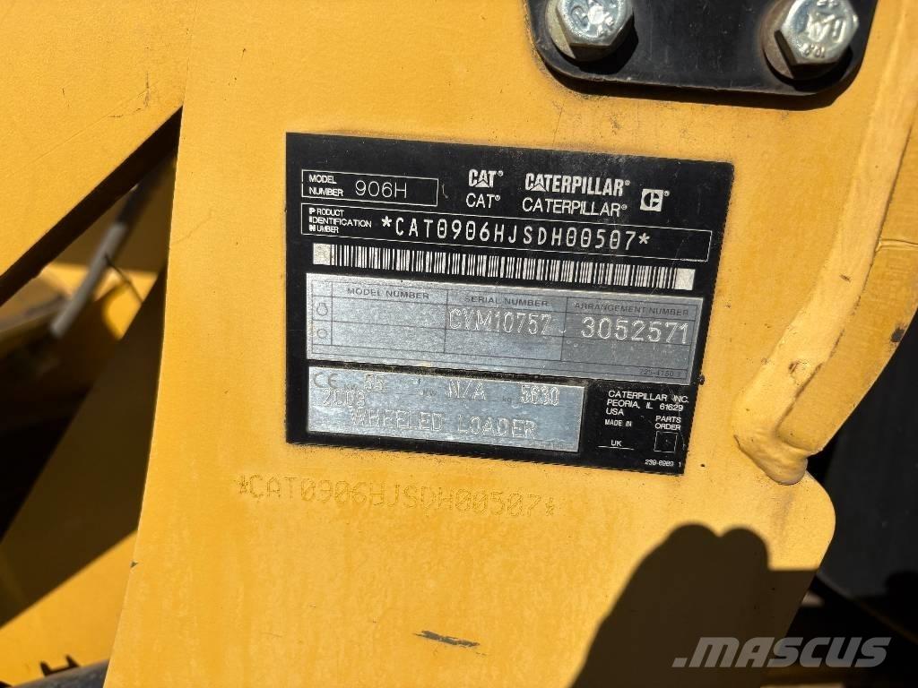 CAT 906 H Kolesové nakladače