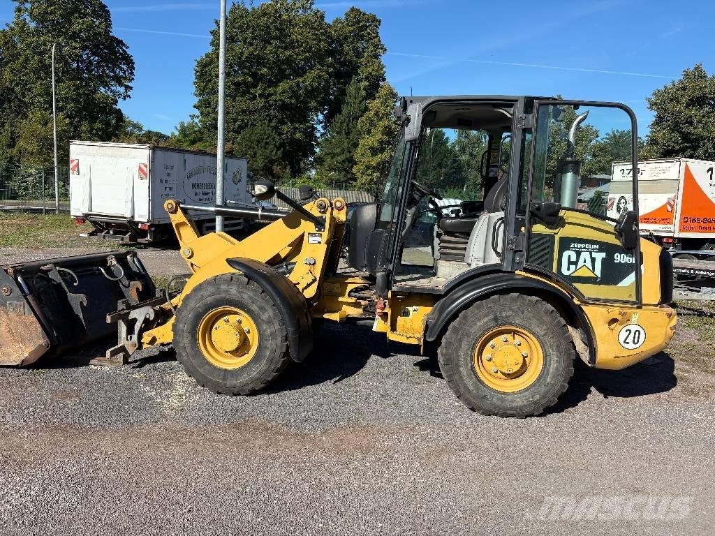 CAT 906 H Kolesové nakladače