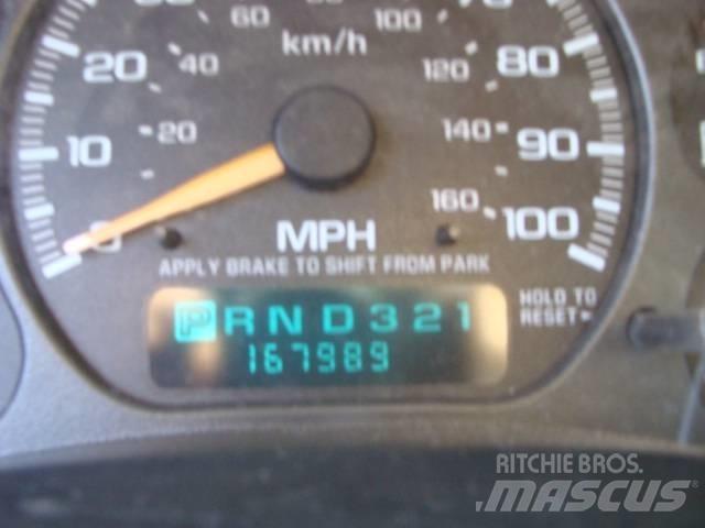 Chevrolet 3500 Plošinové nákladné automobily/nákladné automobily so sklápacími bočnicami