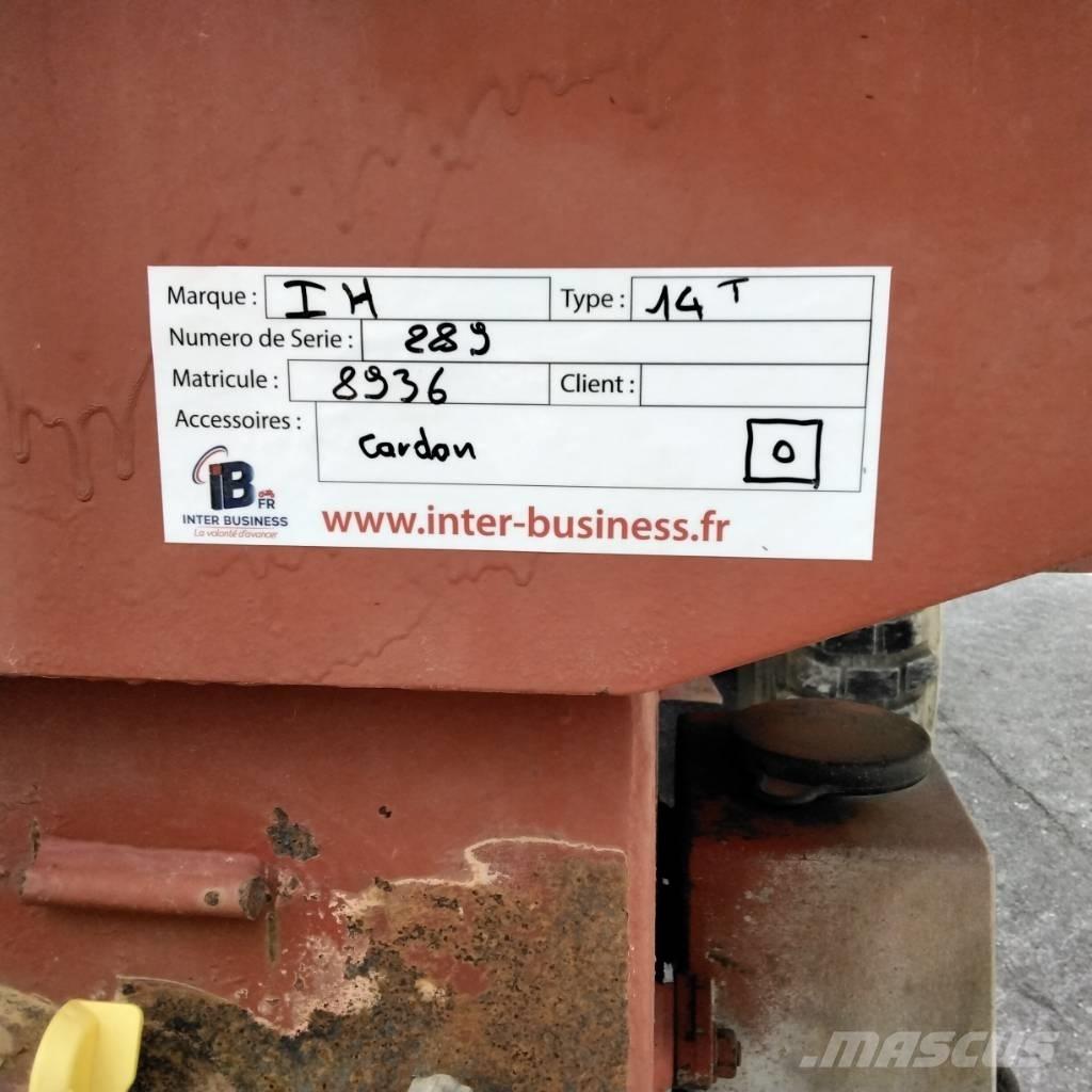 IH B14 Vyklápacie prívesy