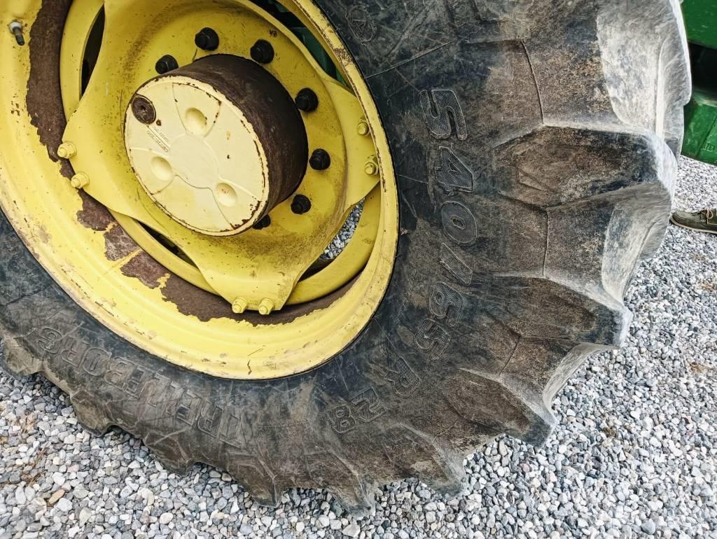 John Deere 6920 Traktory
