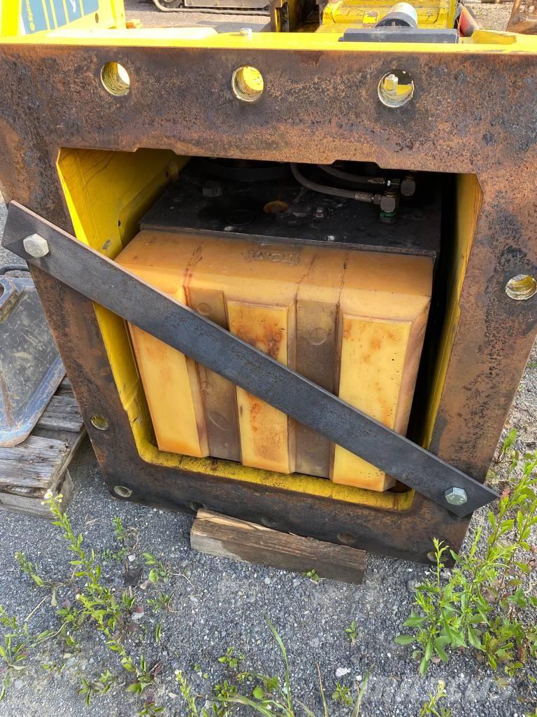 Epiroc HB7000 Búracie kladivá / Zbíjačky