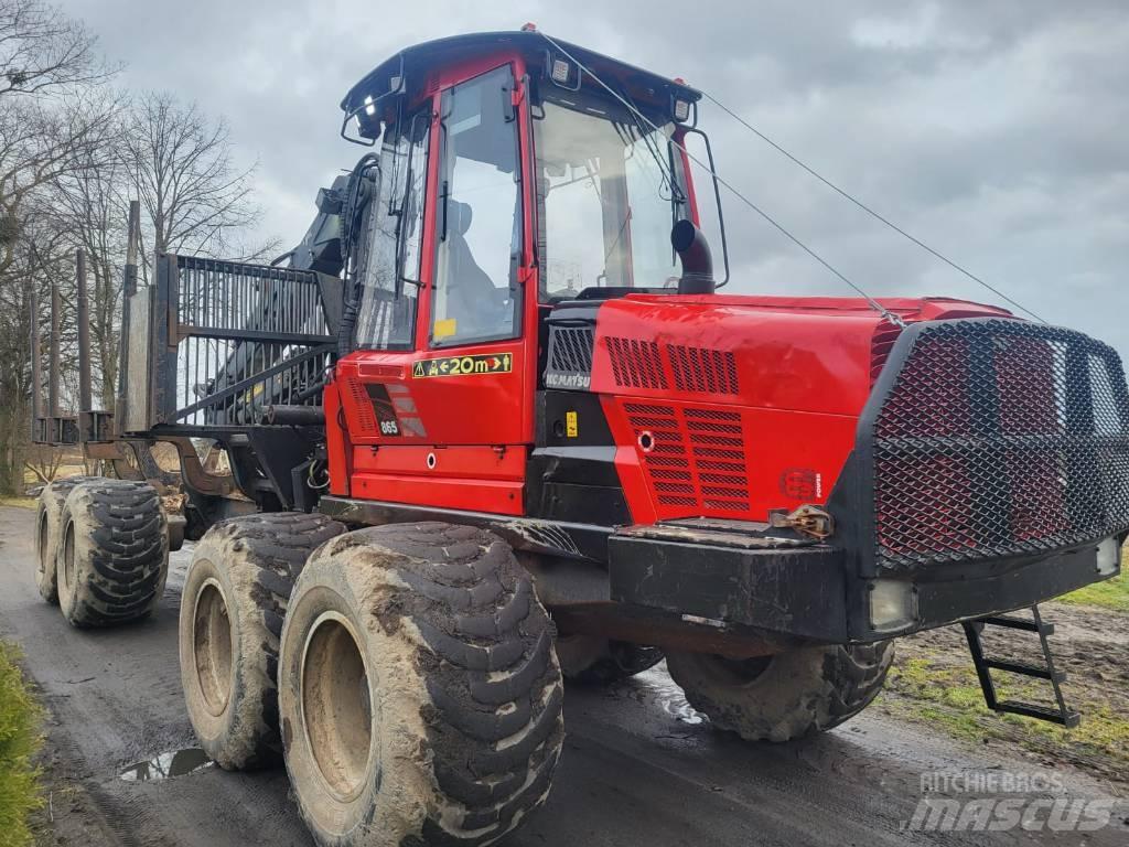 Komatsu 865 Lesné traktory