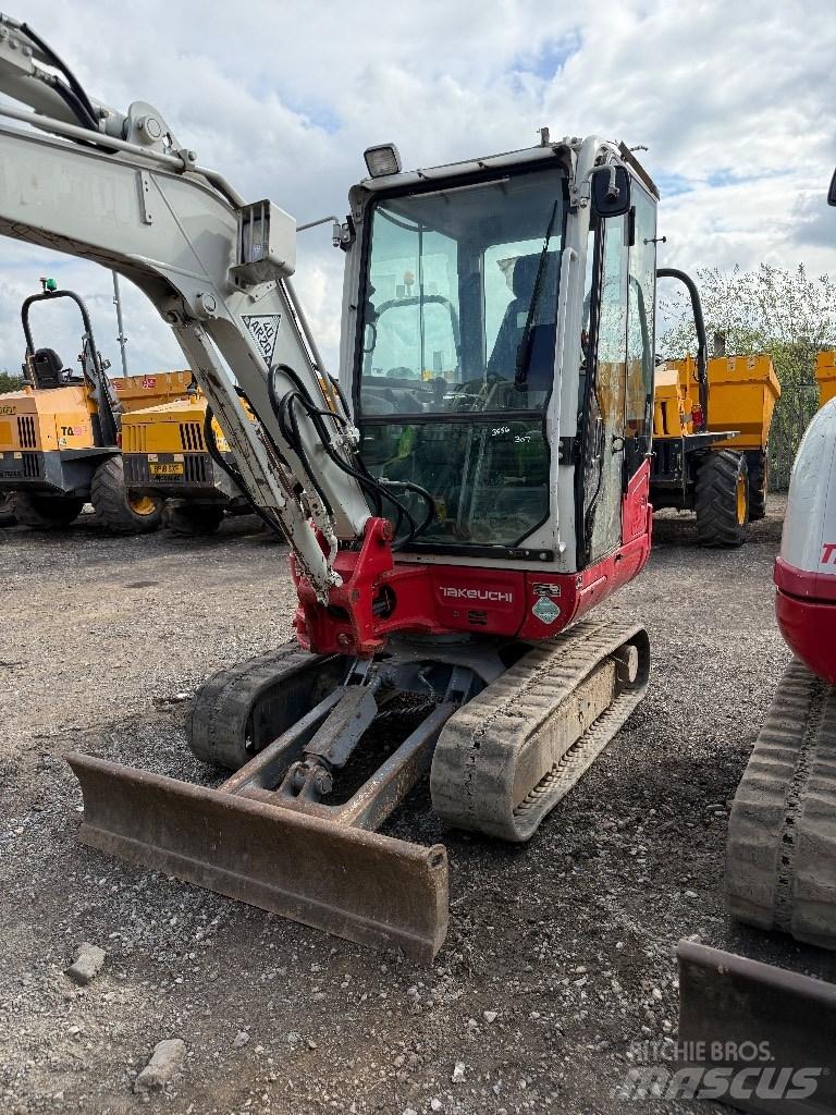 Takeuchi TB 230 Mini rýpadlá < 7t