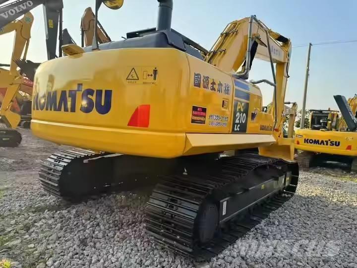 Komatsu PC210LC Pásové rýpadlá