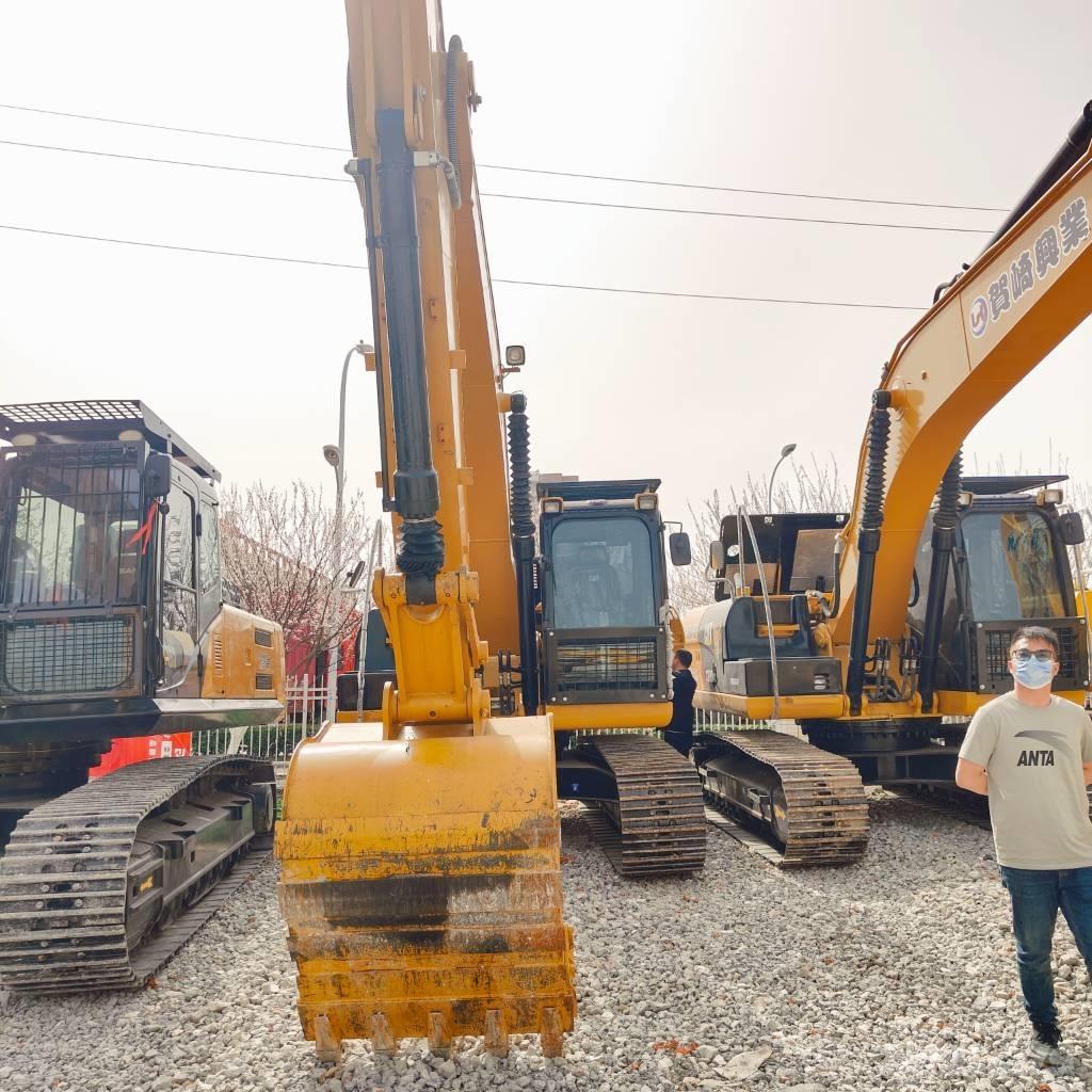 CAT 320D Pásové rýpadlá