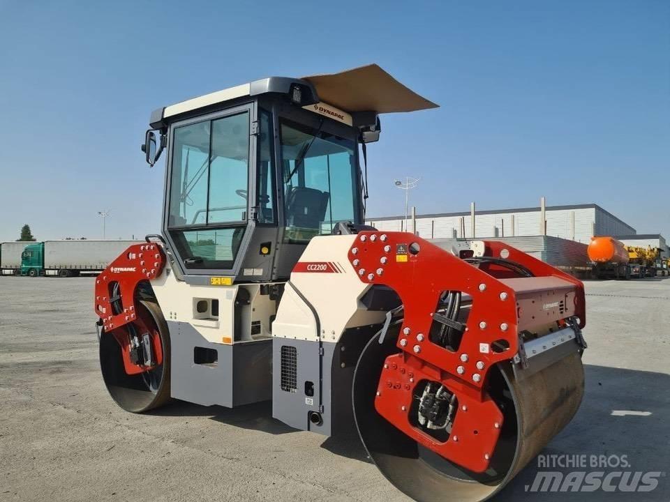 Dynapac CC2200 Tandemové valce