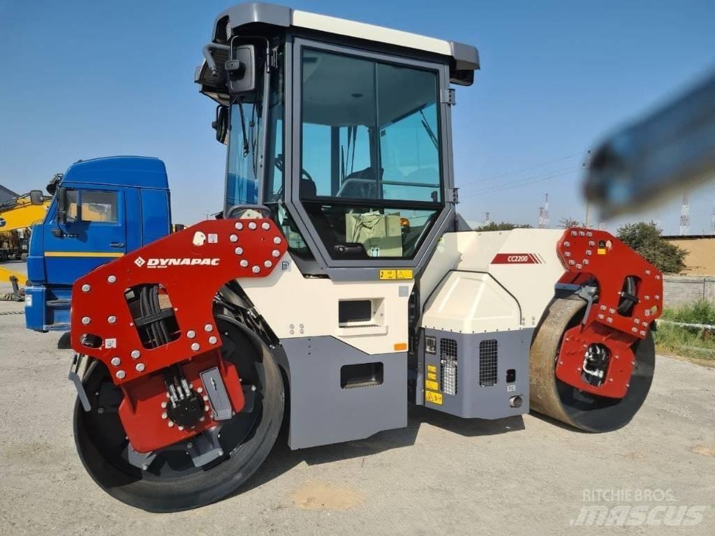 Dynapac CC2200 Tandemové valce