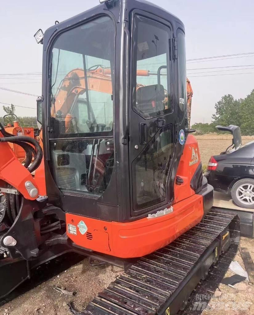 Kubota 161 Mini rýpadlá < 7t