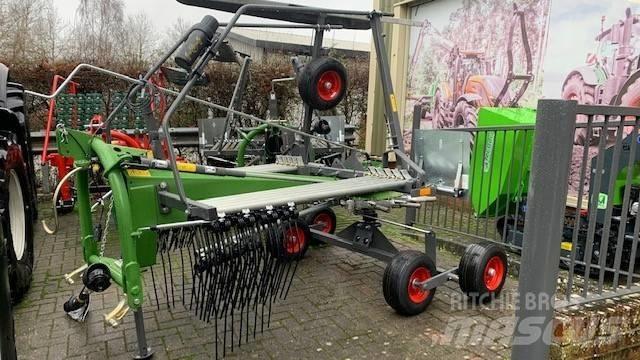 Fendt Former456DN Obracače a zhrabovače sena