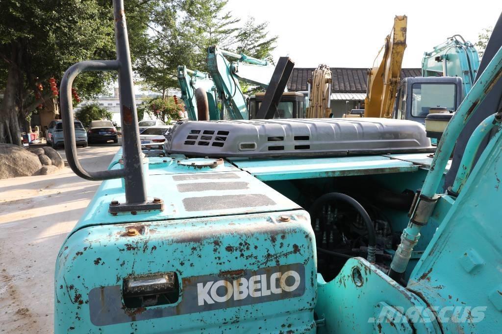 Kobelco SK 210-8 Pásové rýpadlá