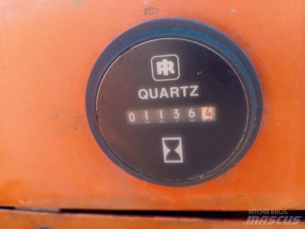 Ausa S 12 Stavebné sklápače