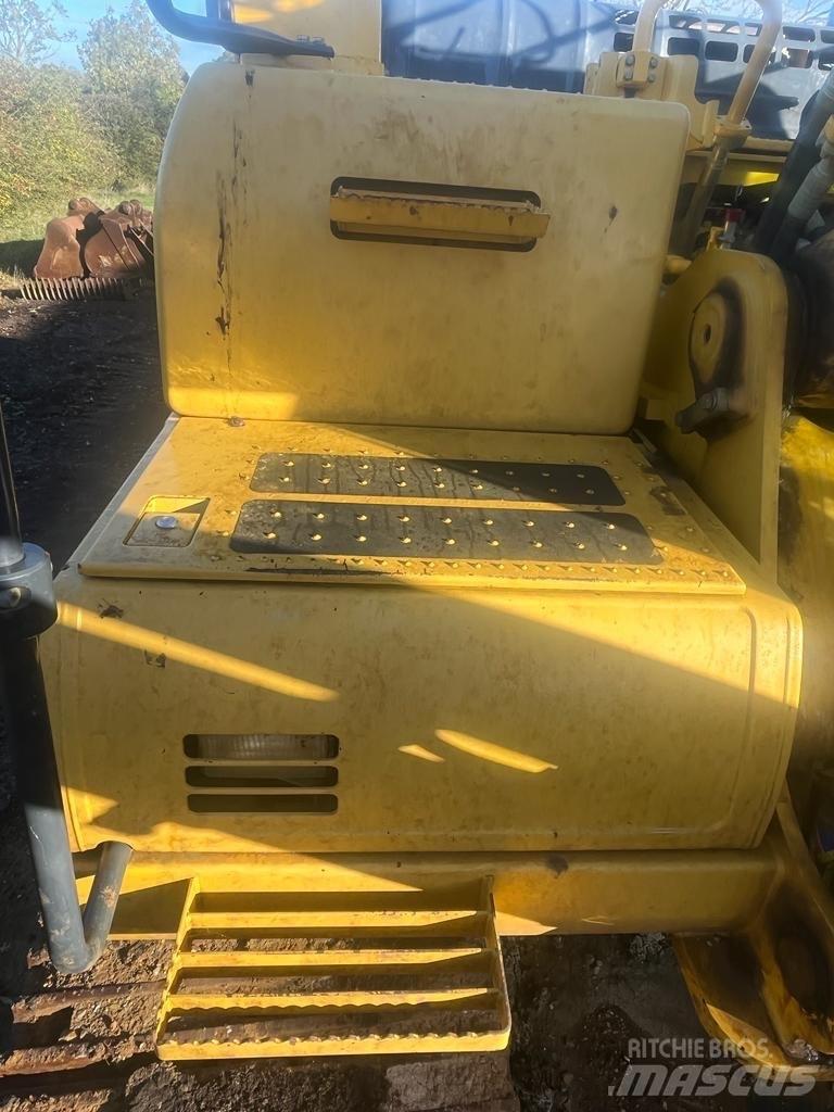 Komatsu 360-10 Pásové rýpadlá
