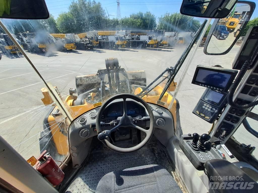Volvo L180G Kolesové nakladače