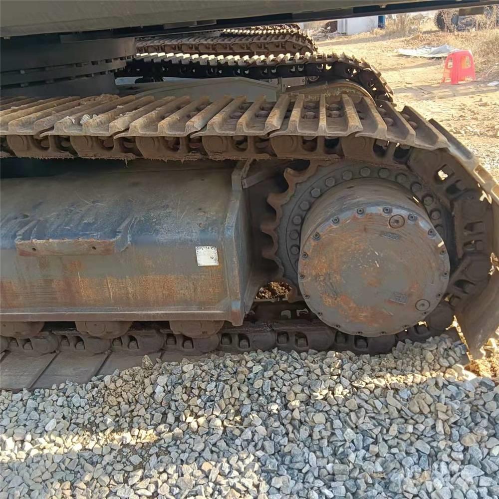 Kobelco SK350D Pásové rýpadlá