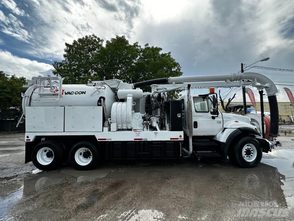 International 7400 Kombinované/Čerpacie cisterny