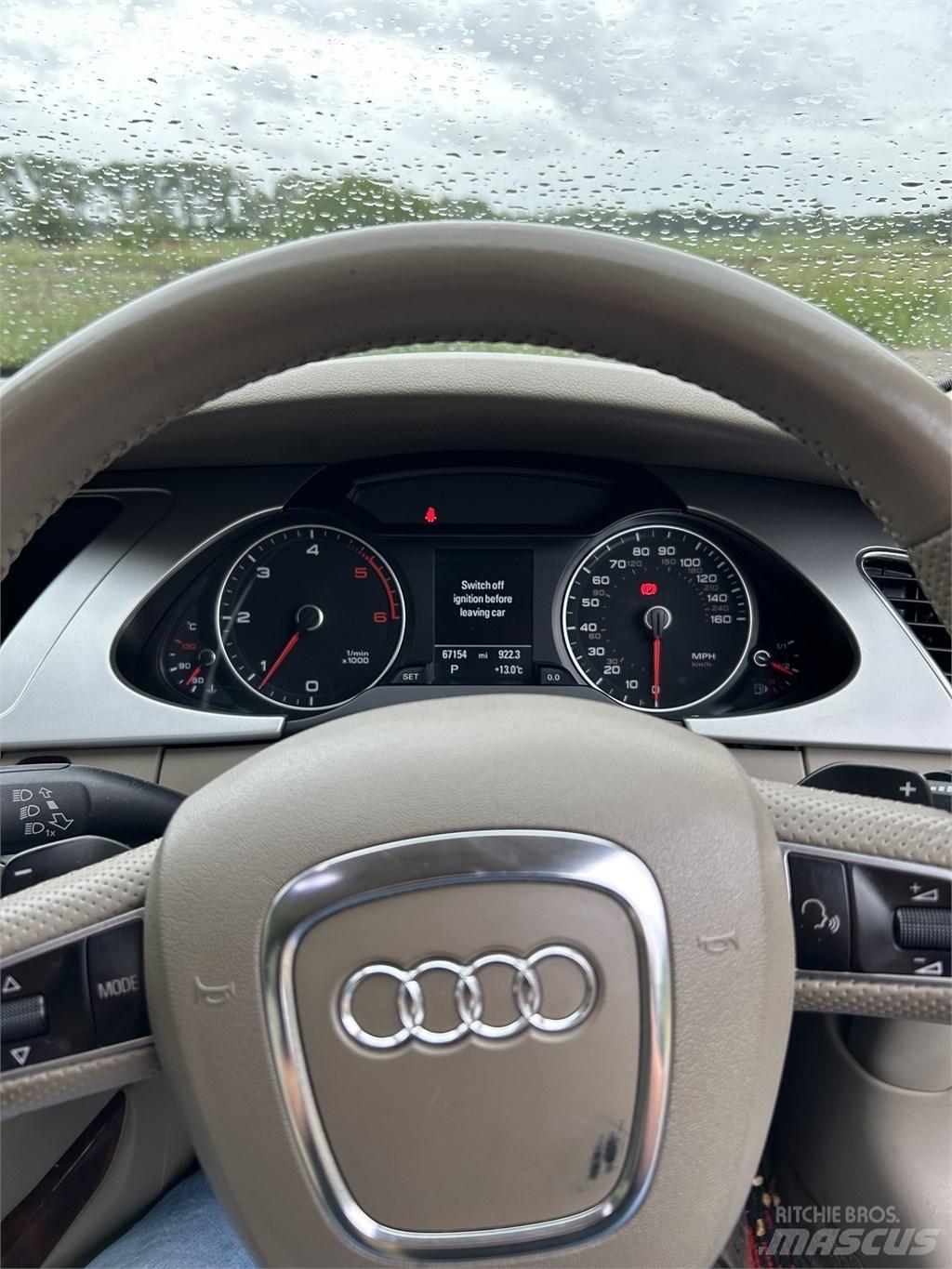 Audi A4 All-road Automobily
