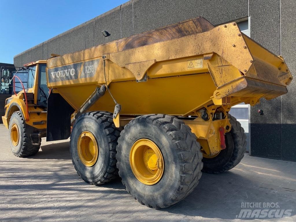 Volvo A25G Kĺbové nákladné autá