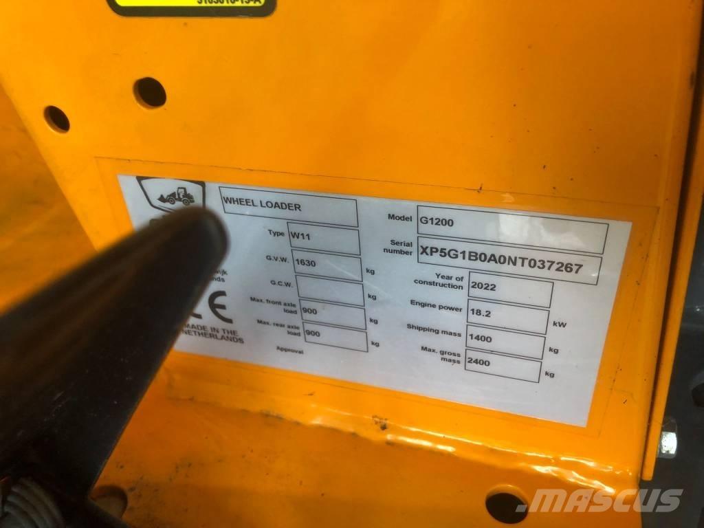 GiANT G 1200 Viacúčelové nakladače