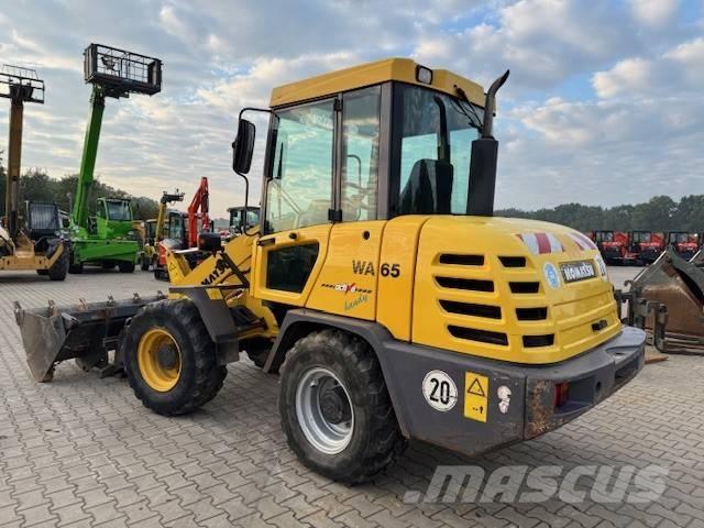 Komatsu WA 65-3 Kolesové nakladače