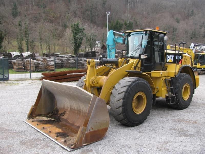 CAT 966K Top stanje Kolesové nakladače