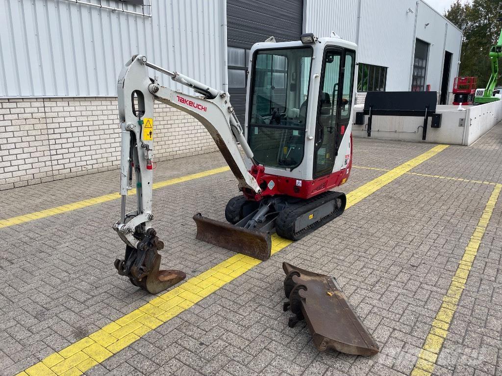 Takeuchi TB 216 Mini rýpadlá < 7t