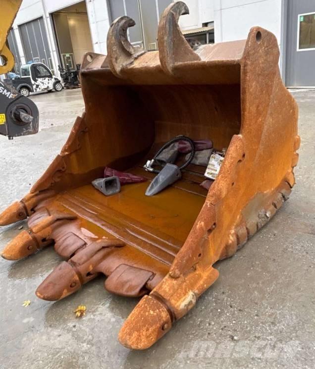 CAT 352 F Pásové rýpadlá